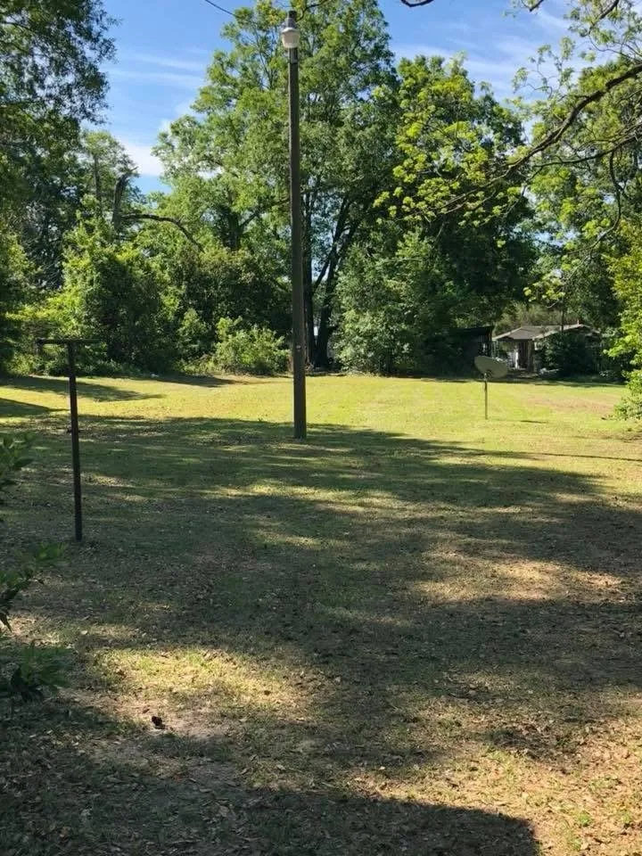 Top-rated garden landscaping in Bowling Green, VA by Rusty’s Landscaping