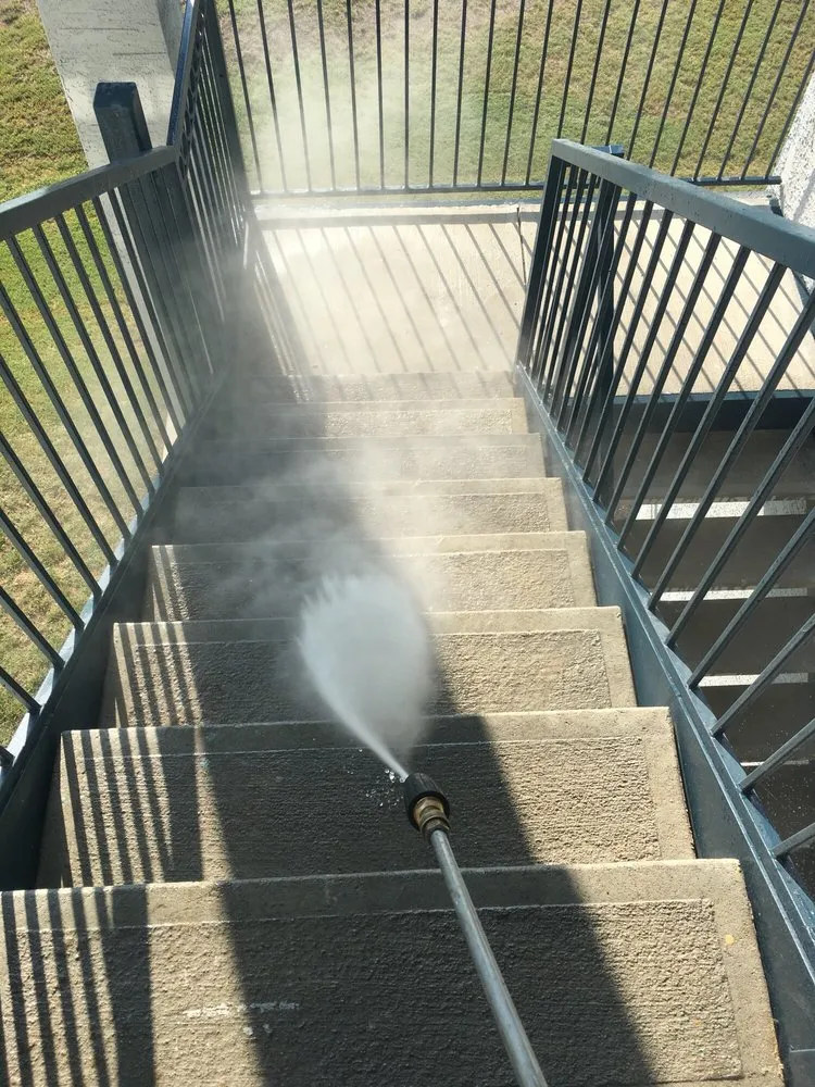 Reliable residential landscaping experts serving New Braunfels, TX - Rusty's Pressure Washing & More