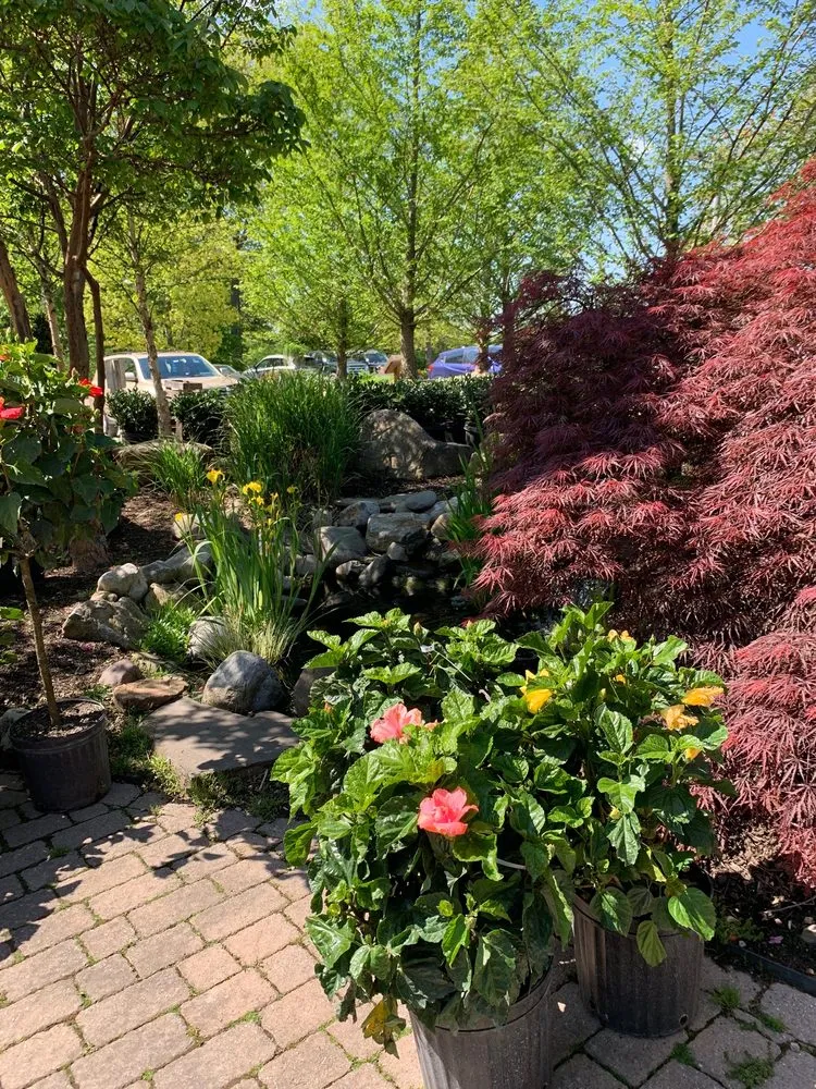 Custom lawn mowing service for residential properties across Ringoes, NJ - Rutgers Landscape & Nursery
