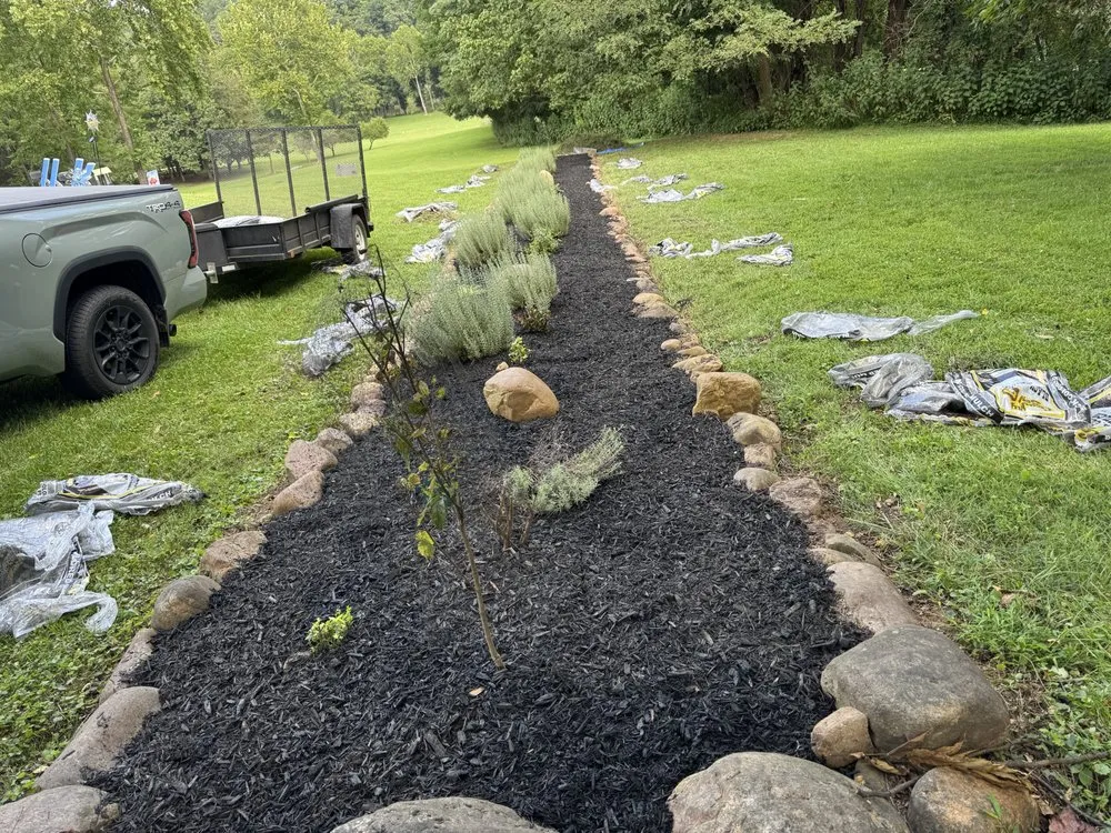 Affordable lawn care service experts serving Front Royal, VA - Rutherfords Outdoor Services