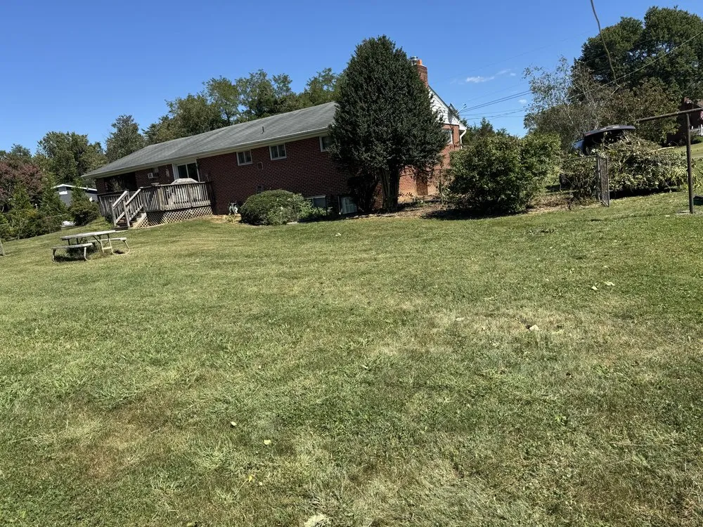 Affordable garden landscaping experts serving Front Royal, VA - Rutherfords Outdoor Services