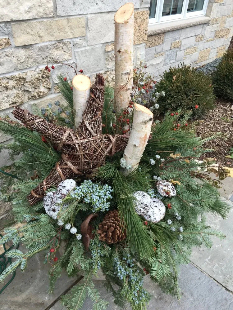 Custom outdoor landscaping in Wauwatosa, WI by Ruth’s Native Landscaping