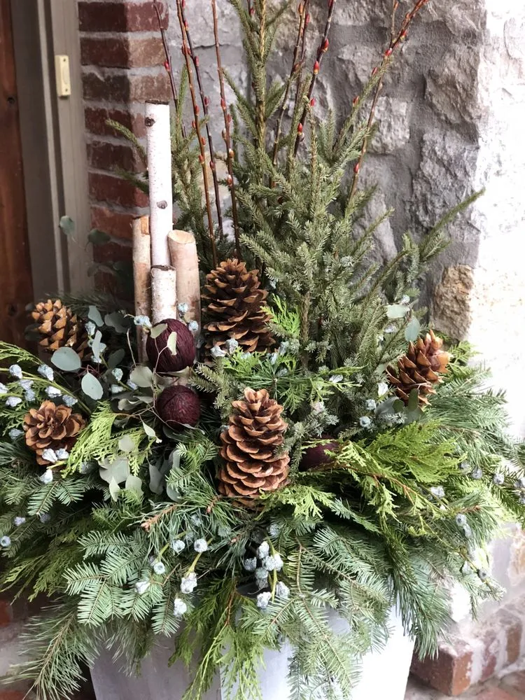 Top-rated outdoor landscaping experts serving Wauwatosa, WI - Ruth’s Native Landscaping