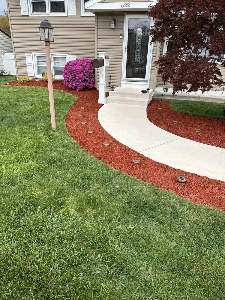 Affordable landscaping services experts serving Moorestown, NJ - Ruzi's Landscaping