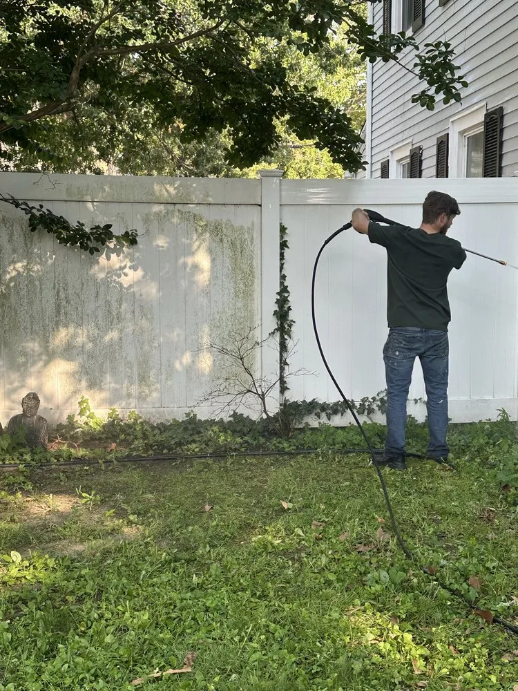 Local lawn mowing service experts serving Moorestown, NJ - Ruzi's Landscaping