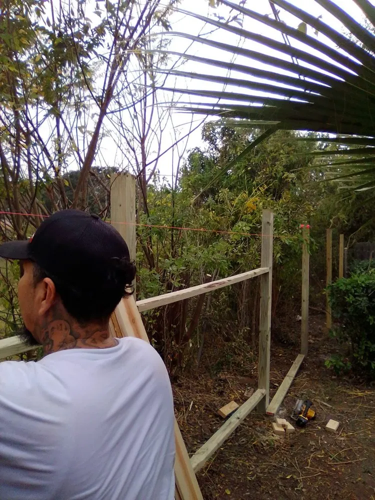 Custom yard maintenance experts serving San Antonio, TX - RV Construction