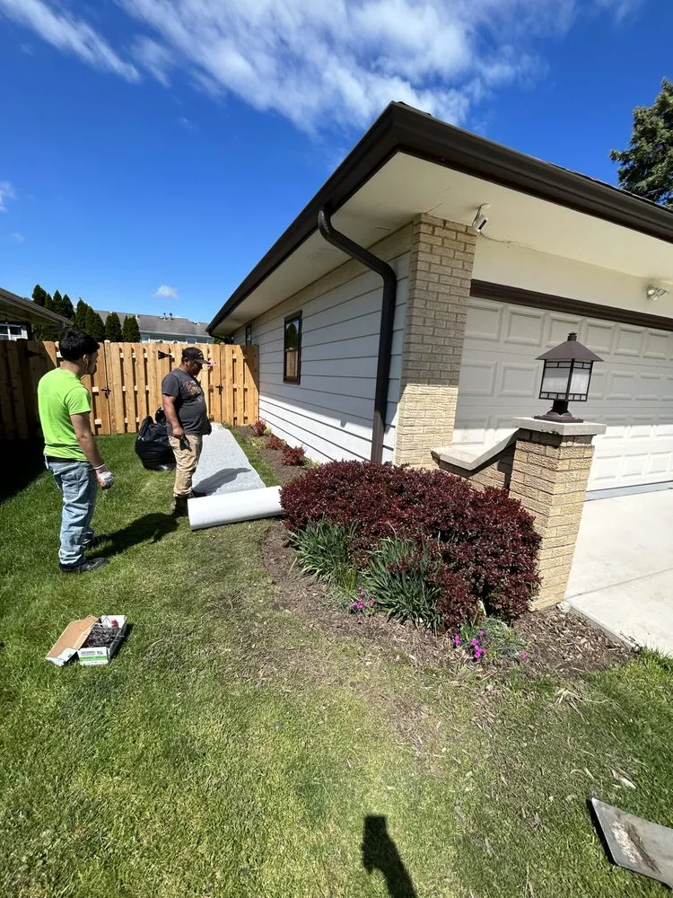 Custom landscape design experts serving Palatine, IL - RV Landscaping and Snow Removal