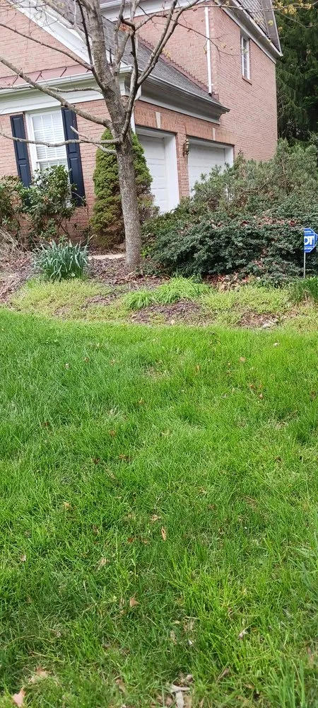 Trusted lawn mowing service for residential properties in Woodbridge, VA by RV Landscaping Services