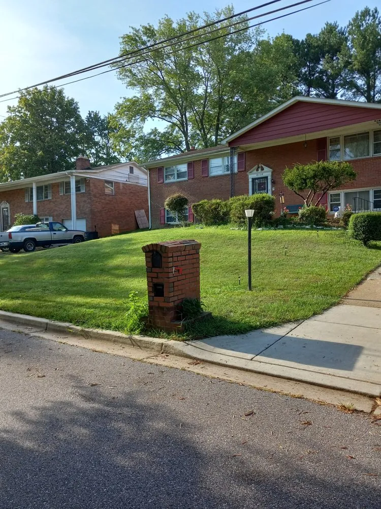 Local outdoor landscaping for homes across Woodbridge, VA - RV Landscaping Services