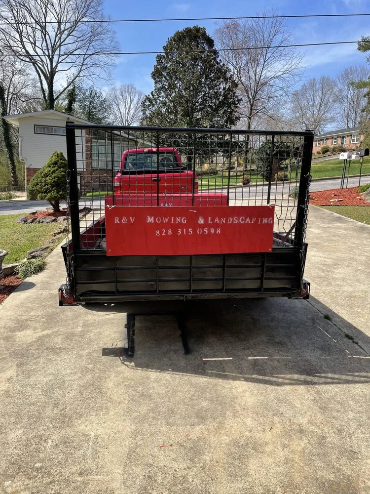 Local lawn mowing service in Hickory, NC - R&V Mowing & Landscaping