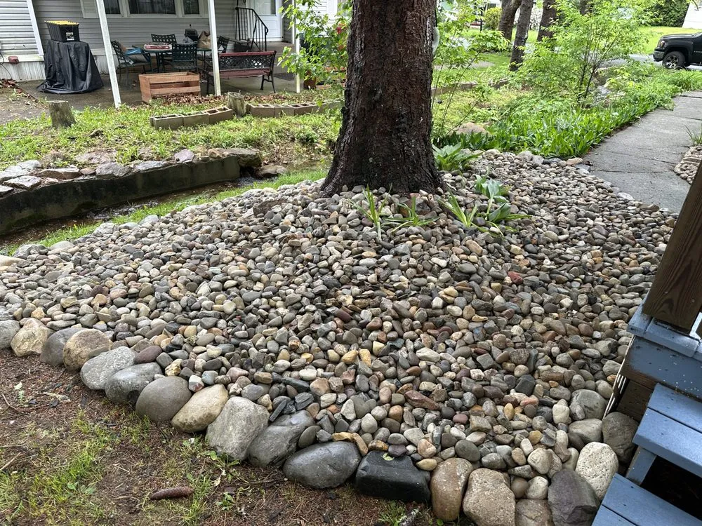 Affordable residential landscaping experts serving Wind Gap, PA - RW Moser