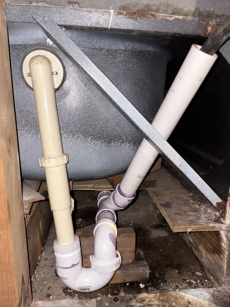 Expert yard cleanup service for year-round maintenance across Pekin, IL - RW Services