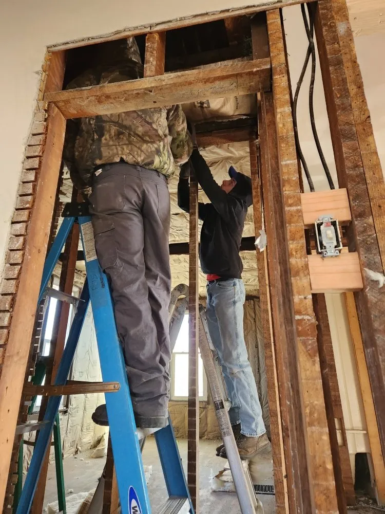 Top-rated yard maintenance in Springfield, IL - Ryan Sinks