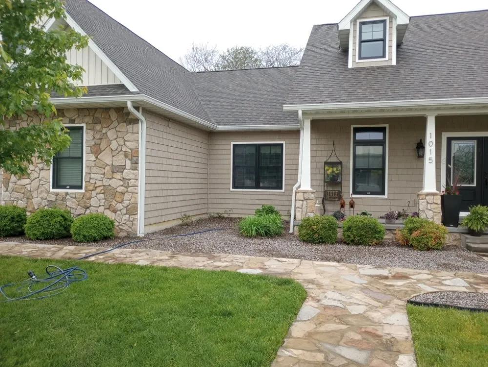 Reliable lawn care service in Springfield, IL by Ryan Sinks