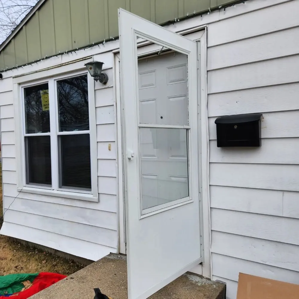 Affordable landscaping services for homes in Springfield, IL by Ryan Sinks