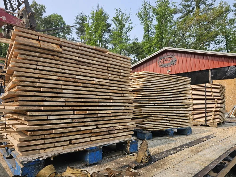 Custom lawn mowing service in Hendersonville, NC by Ryan Stepp Landscape