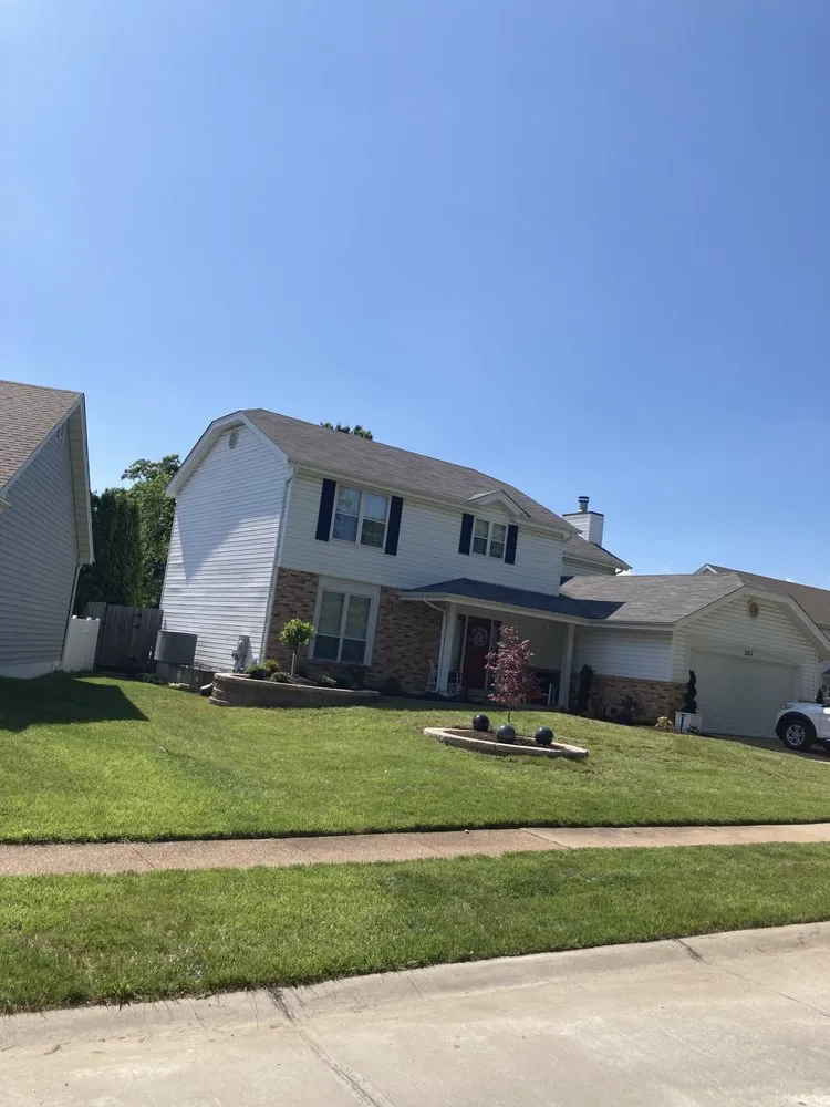 Top-rated outdoor landscaping in Ellisville, MO - Ryan's Express Complete Lawn Service