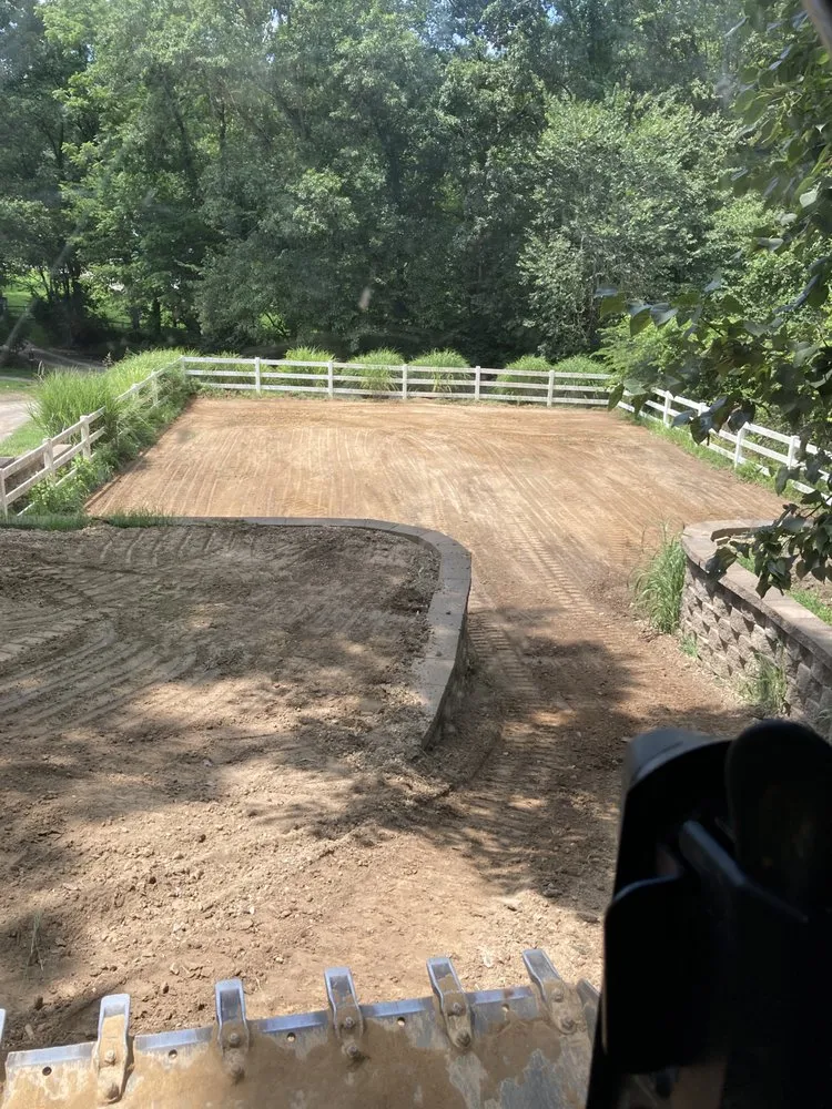 Top-rated landscaping services in Ellisville, MO - Ryan's Express Complete Lawn Service