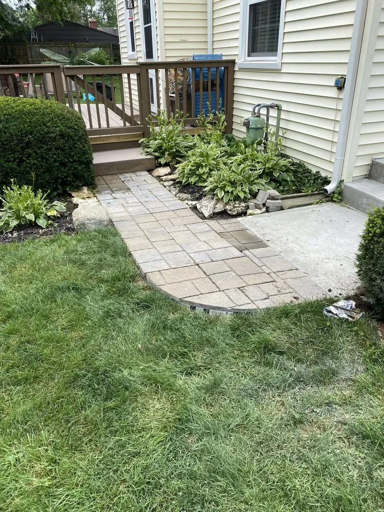 Custom landscape installation for beautiful yards in Dublin, OH by Ryan’s Landscaping & Design Lawn Care