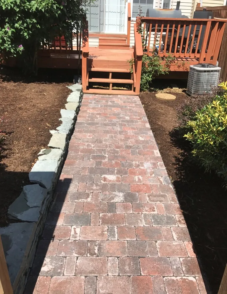 Professional lawn care service with custom design in Springfield, VA by Ryan's Landscaping