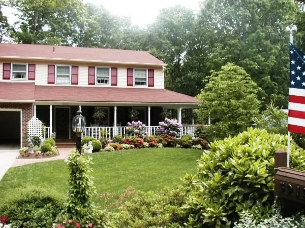 Custom yard maintenance experts serving Springfield, VA - Ryan's Landscaping