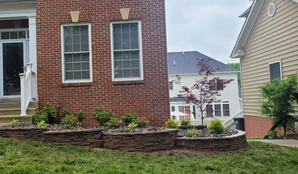 Custom lawn mowing service experts serving Springfield, VA - Ryan's Landscaping