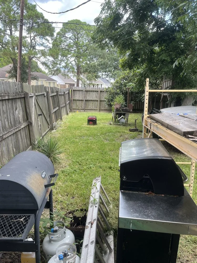 Top-rated yard cleanup service in Nederland, TX - Ryan’s Local Lawn Service