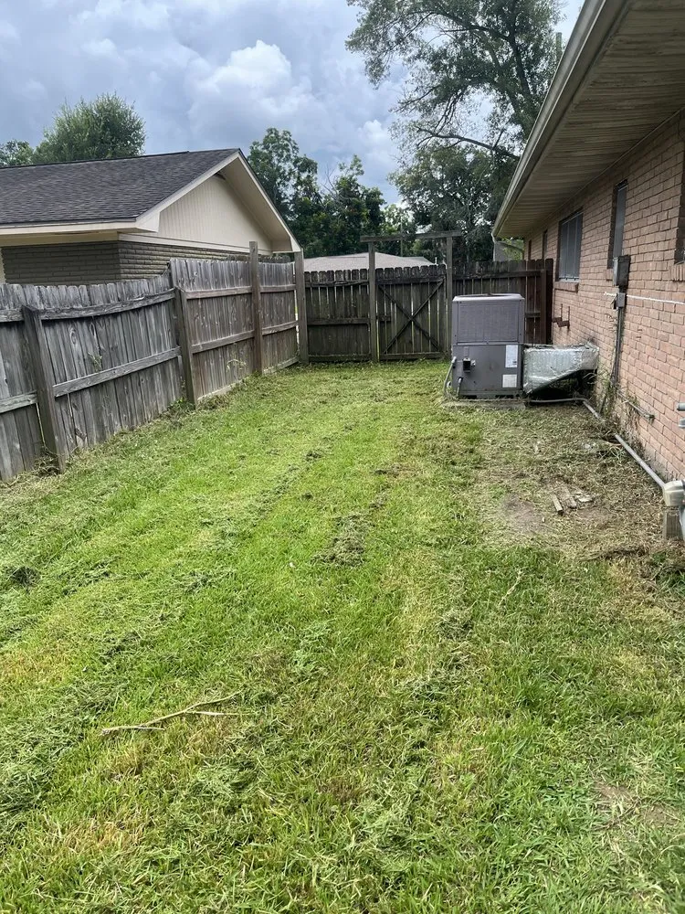 Reliable yard maintenance experts serving Nederland, TX - Ryan’s Local Lawn Service