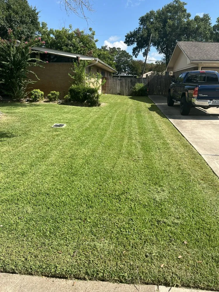 Expert landscaping services in Nederland, TX by Ryan’s Local Lawn Service