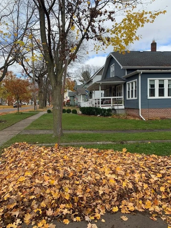 Custom yard maintenance in Howell, MI - Ryder's Lawn and Landscape