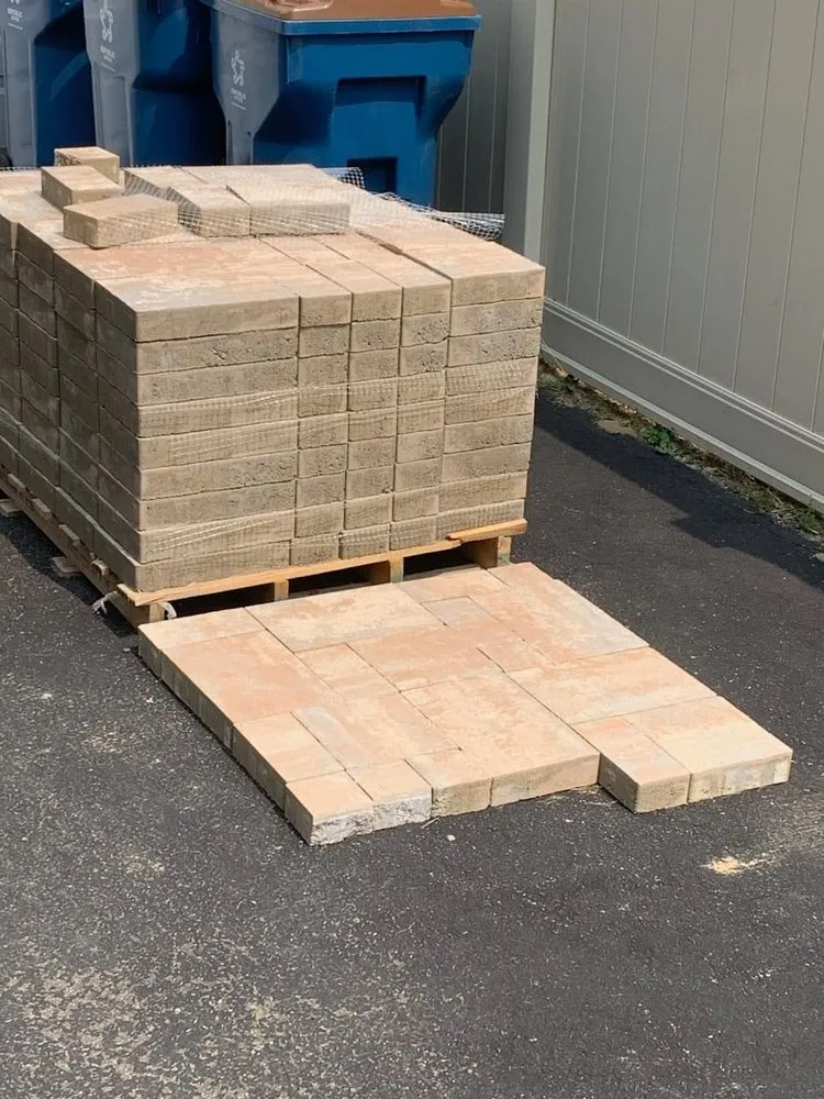 Expert yard maintenance in New Castle, DE - RYL Landscaping