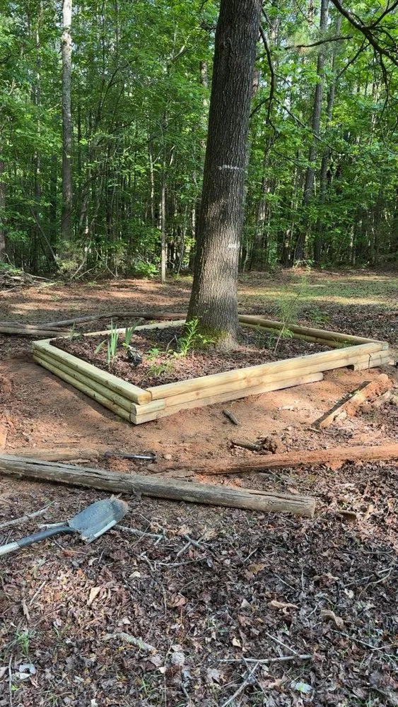 Affordable landscape design with custom design in Griffin, GA by Rylans Outdoor Cleanup