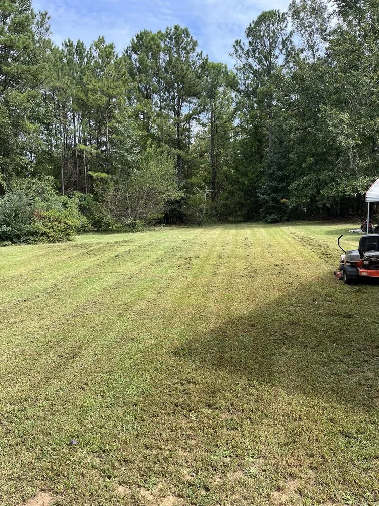 Top-rated yard maintenance in Griffin, GA by Rylans Outdoor Cleanup