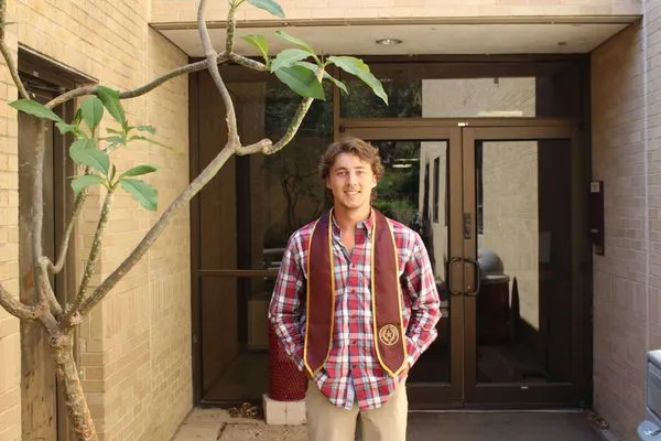 Ryno Landscapes Logo