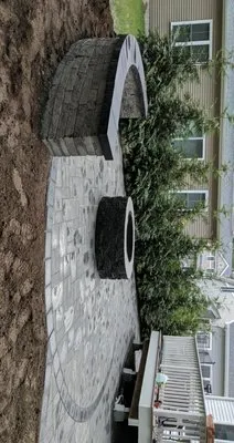 Ryse & Shyne Landscape Logo