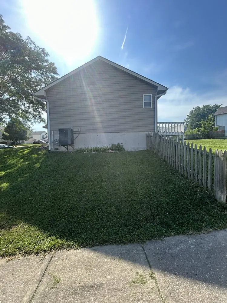 Professional garden landscaping in Independence, MO - RZ Services