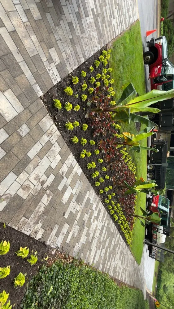 Top-rated landscape design experts serving Aurora, IL - S & A Landscaping