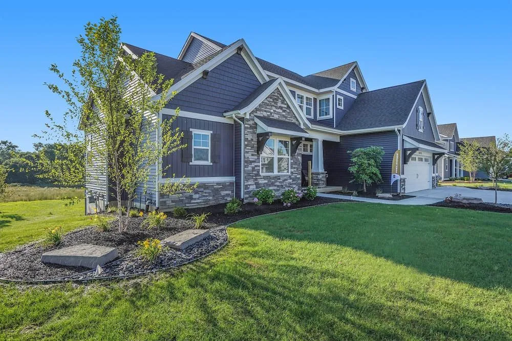 Local lawn care service experts serving Aurora, IL - S & A Landscaping