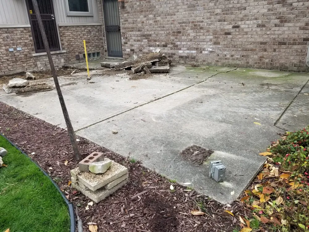 Expert outdoor landscaping for homes across Roseville, MI - S & B Seasonal Services