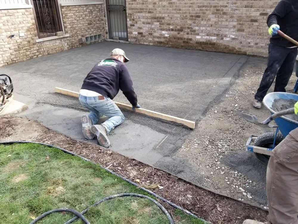 Affordable yard cleanup service for homes across Roseville, MI - S & B Seasonal Services