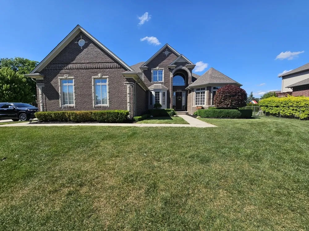 Local residential landscaping for beautiful yards across Washington, MI - S & E Hardscape and Landscaping Services