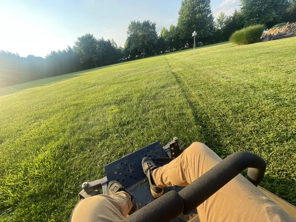 Expert yard maintenance experts serving Middletown, MD - S & G Lawn Care