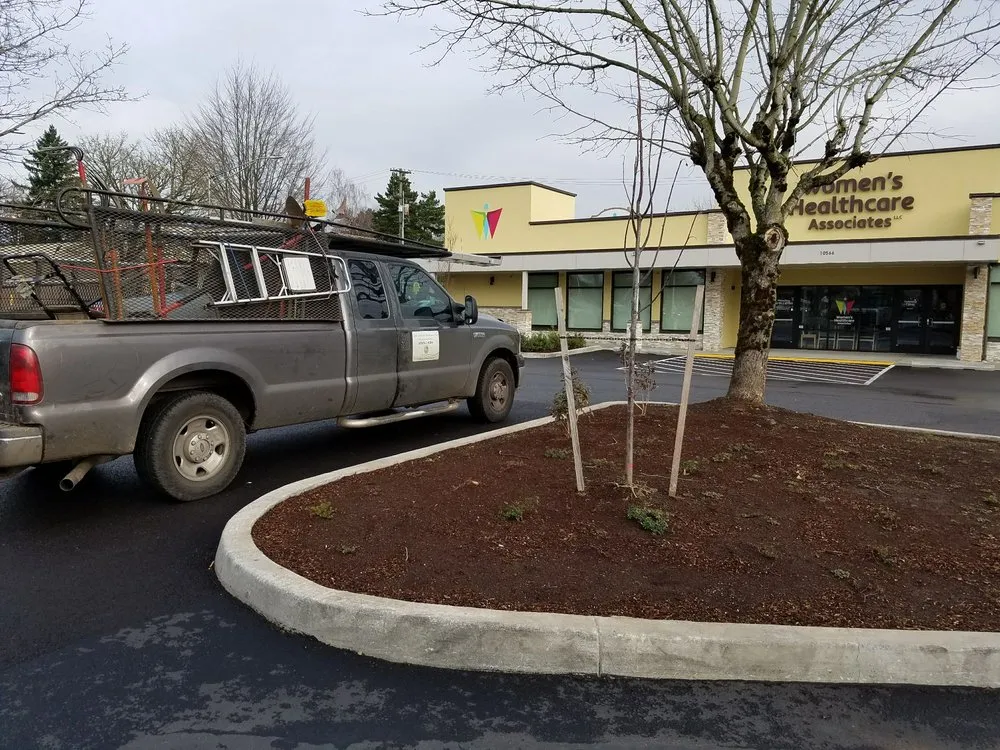 Affordable garden landscaping in Portland, OR - S & M Landscape Maintenance