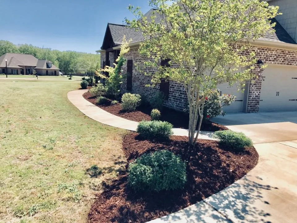 Affordable lawn care service for beautiful yards across Columbus, MS - S & S Landscaping and Nursery