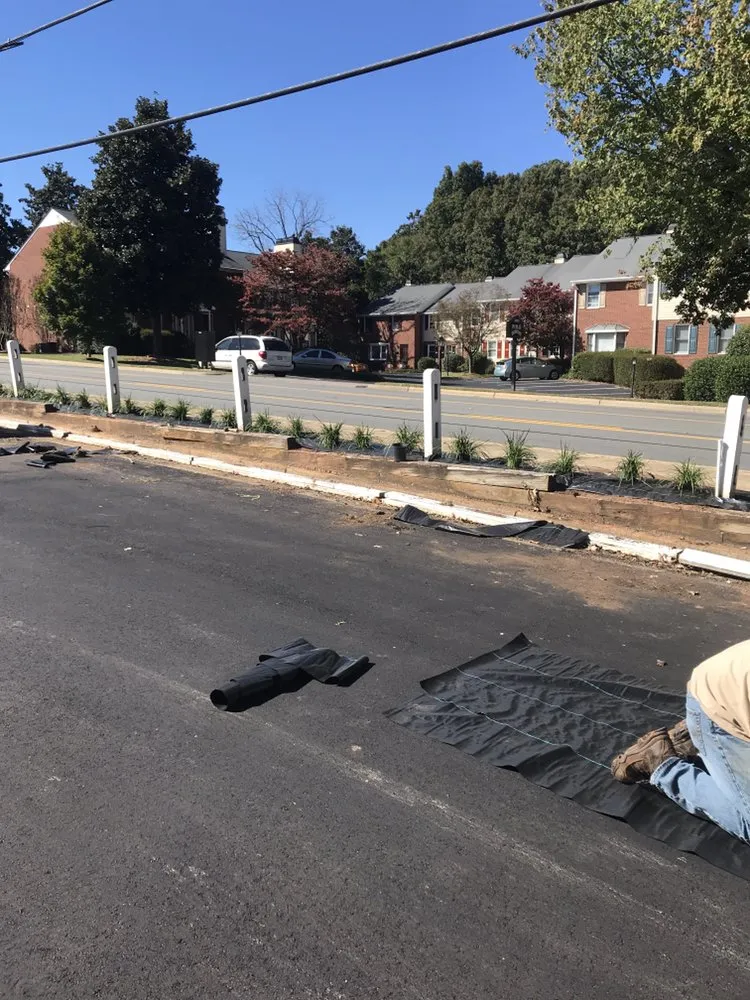 Custom lawn mowing service experts serving New London, NC - S & S Lawn Care