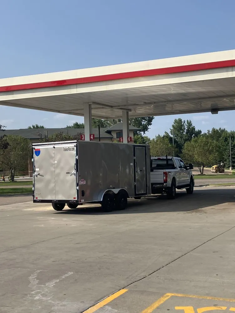 Custom yard cleanup service in Lakeville, MN by S & Sam’s Lawn & Landscape