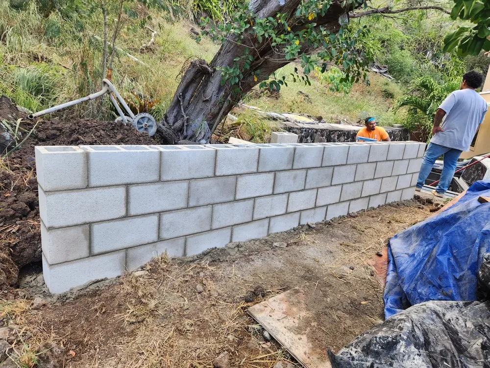 Custom lawn mowing service in Honolulu, HI - S A & Brothers