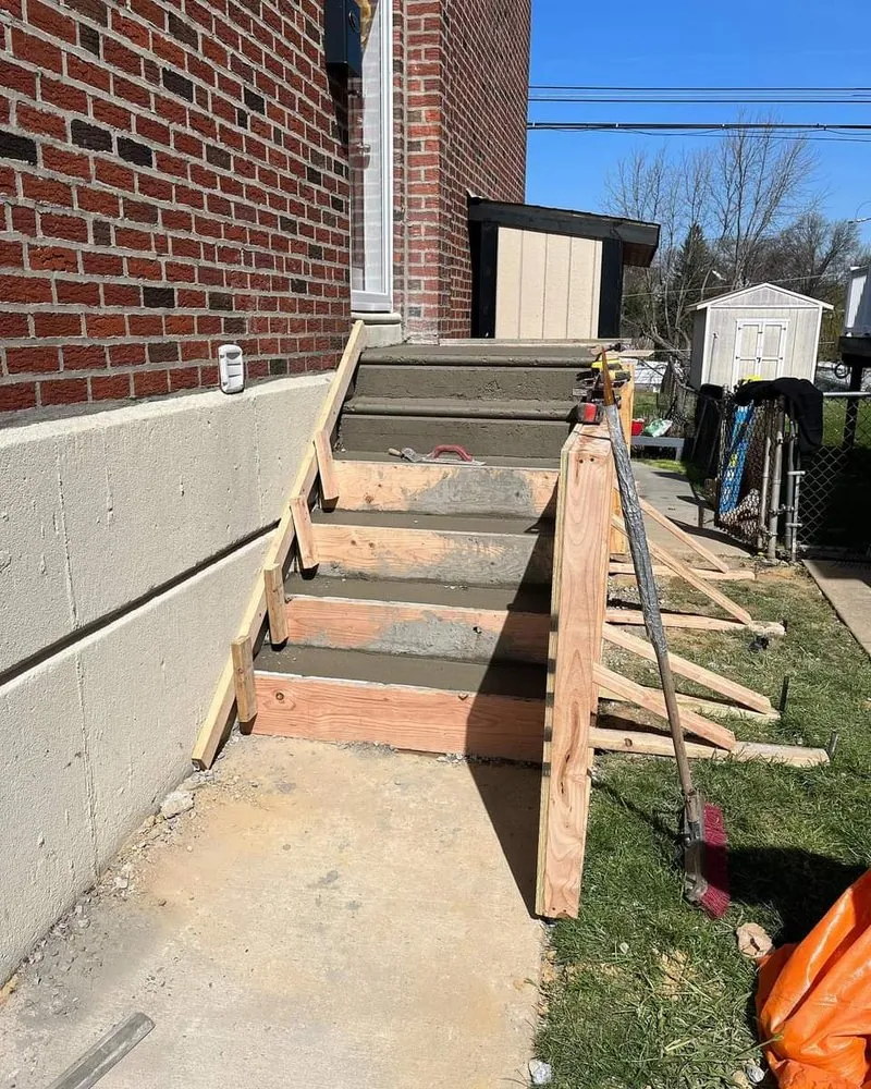 Expert lawn care service in Honolulu, HI by S A & Brothers