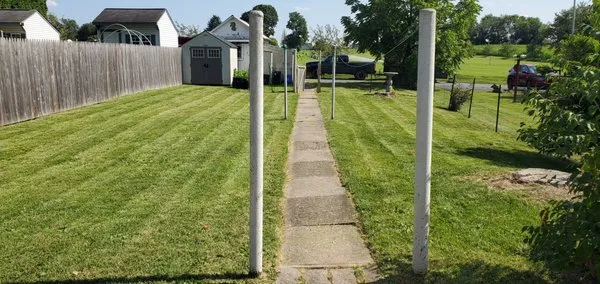 S-A-S Lawns N More Logo