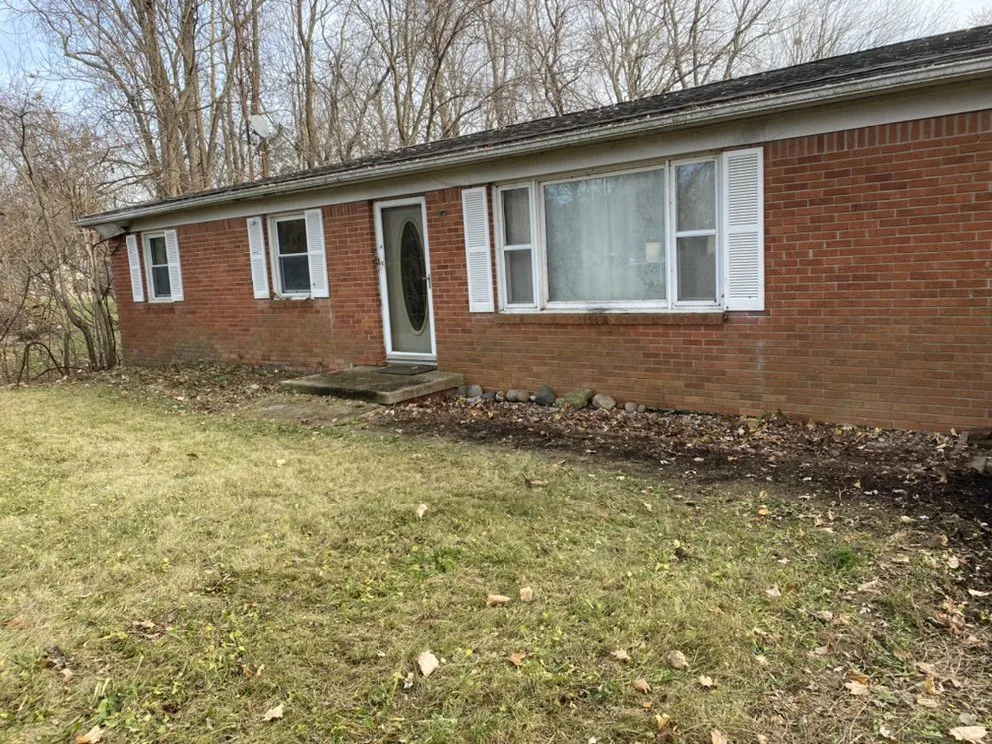Expert yard cleanup service in Waynetown, IN - S and T Auto Repair and Landscaping